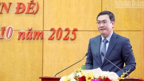 Đồng chí Nguyễn Cảnh Toàn được bầu giữ chức Chủ tịch  Ủy ban nhân dân tỉnh Lạng Sơn