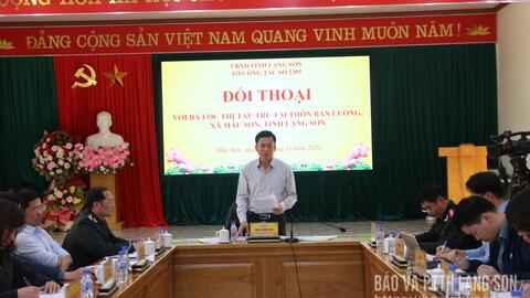 Lãnh đạo UBND tỉnh đối thoại với công dân tại xã Mẫu Sơn